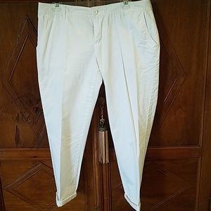 🛍👠 Mossimo White Ankle Length Pants